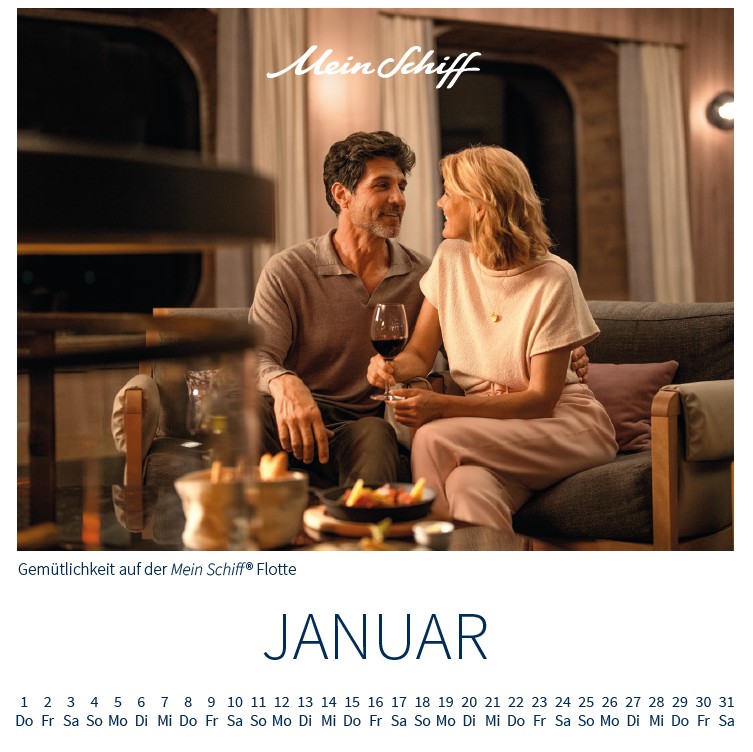 Mein Schiff  Tischkalender mit Holzsockel 2026